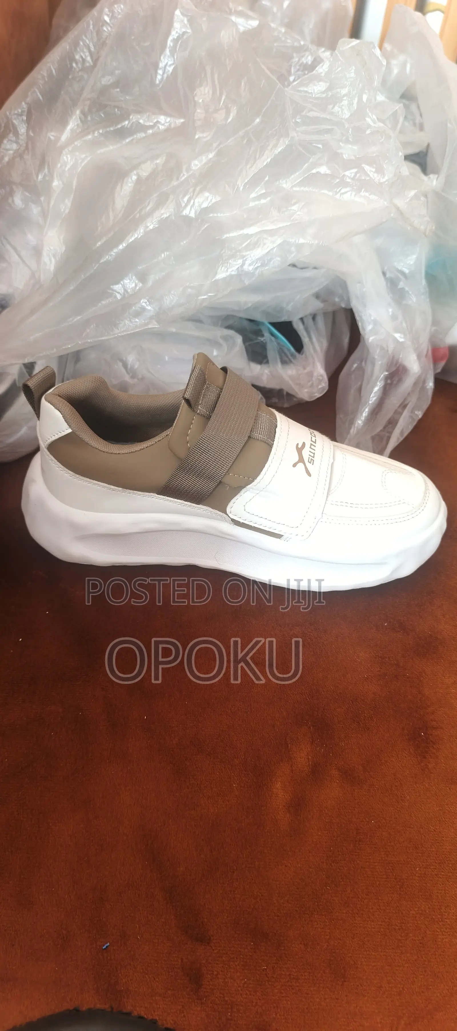 Two-Tone White and Khaki/Brown Platform Sneaker