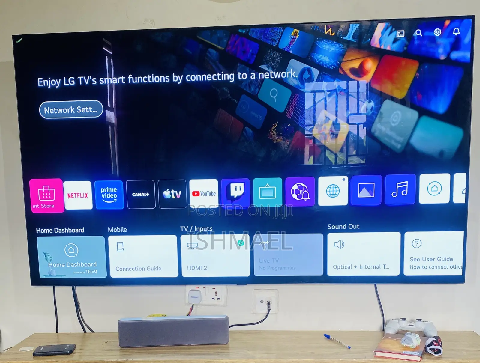 LG Cx 65 Inches With Thin Line