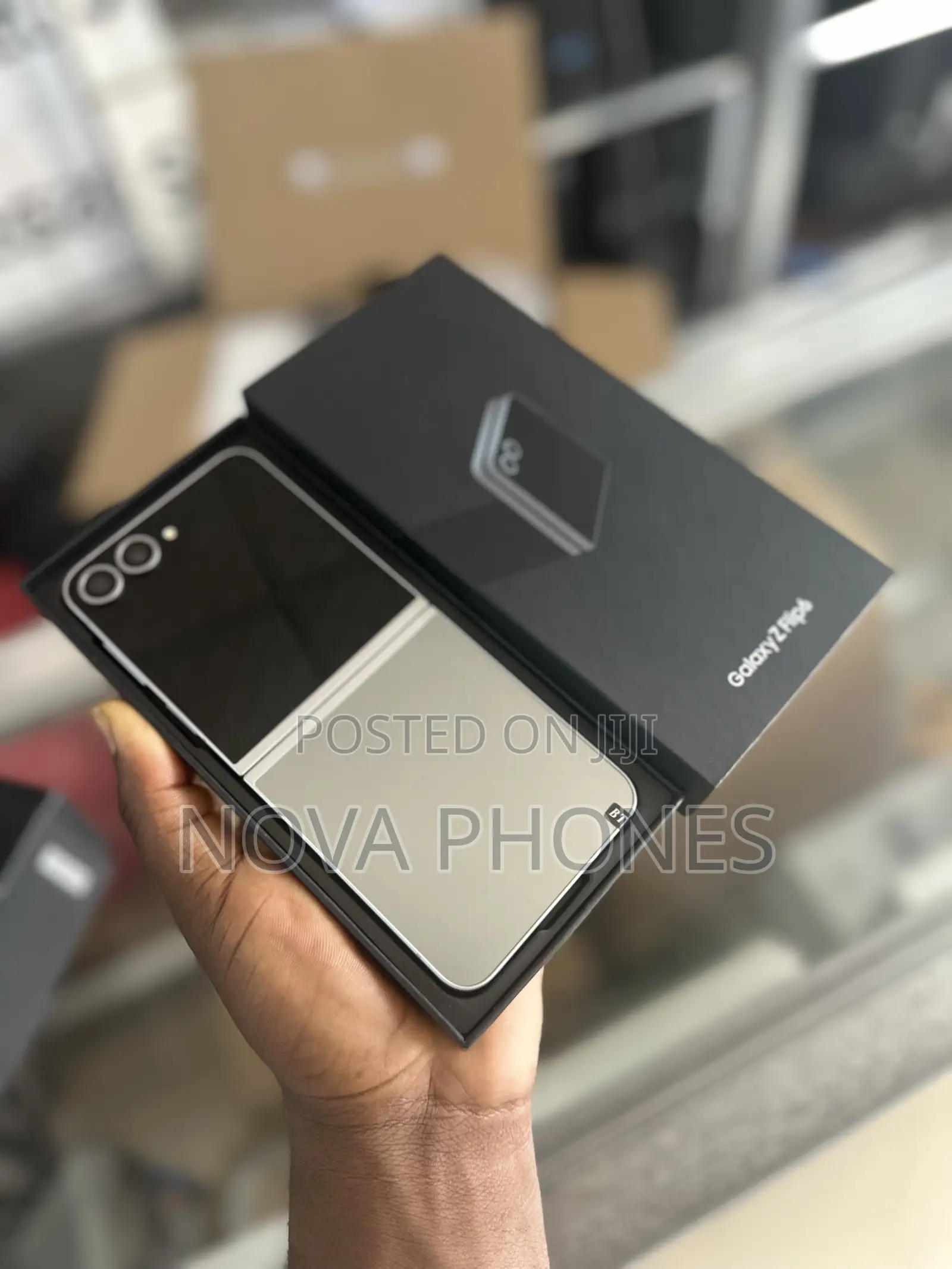 New Samsung Galaxy Z Flip6 256 GB Black