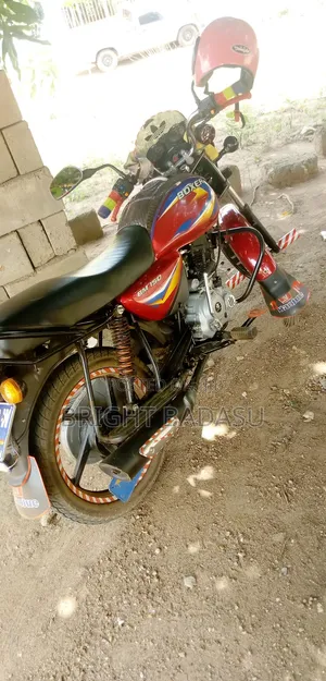 Bajaj Boxer 150 UG 2019 Red