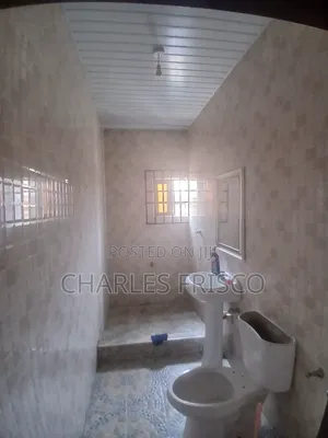 2bdrm Apartment in Ars Down, Ability for rent