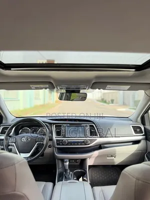 Toyota Highlander 2019 White