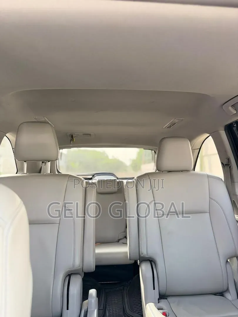 Toyota Highlander 2019 White