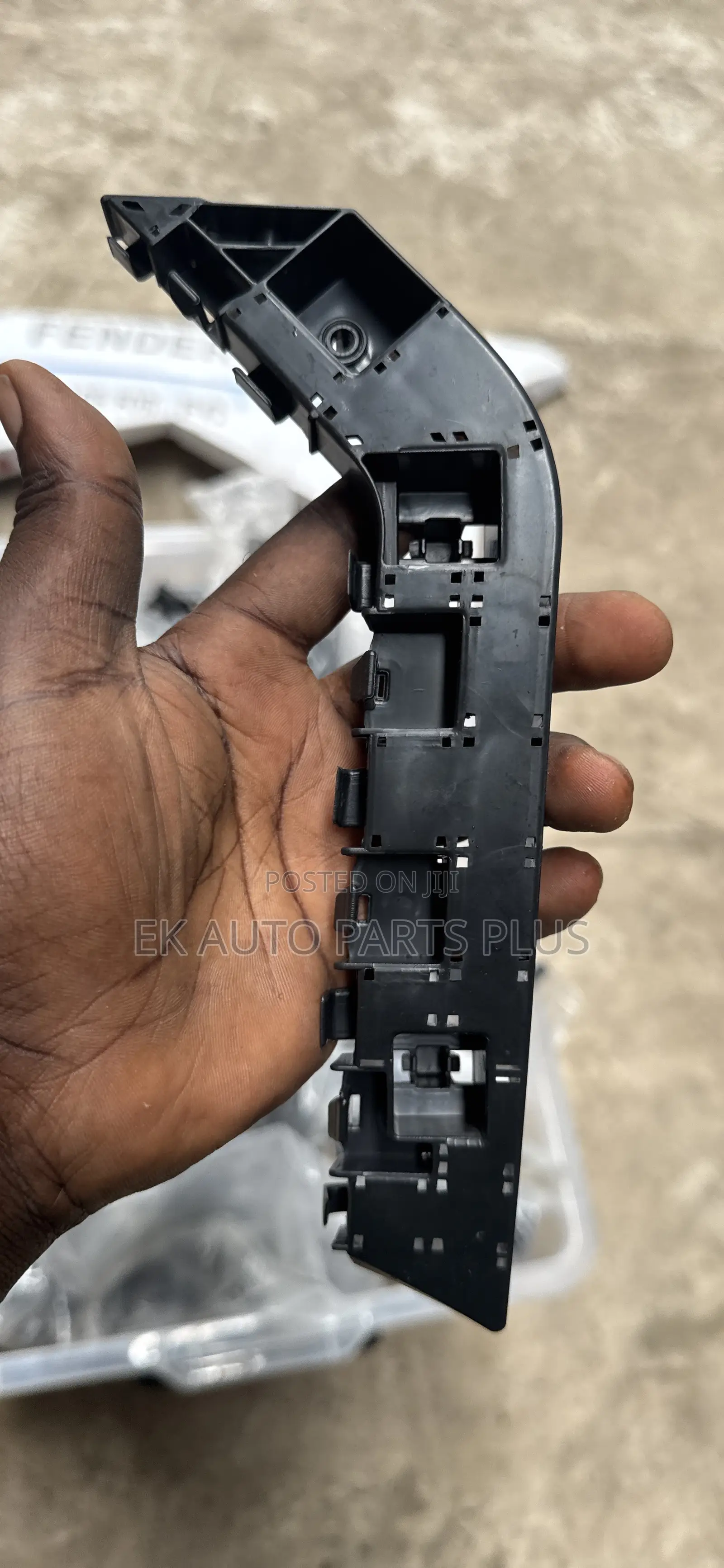 Honda Civic Front Bumper/Fender Lockers 2016 2017 2018 2019 2020 2021