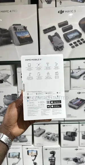 DJI Osmo Mobile 8P Advanced Tracking Combo