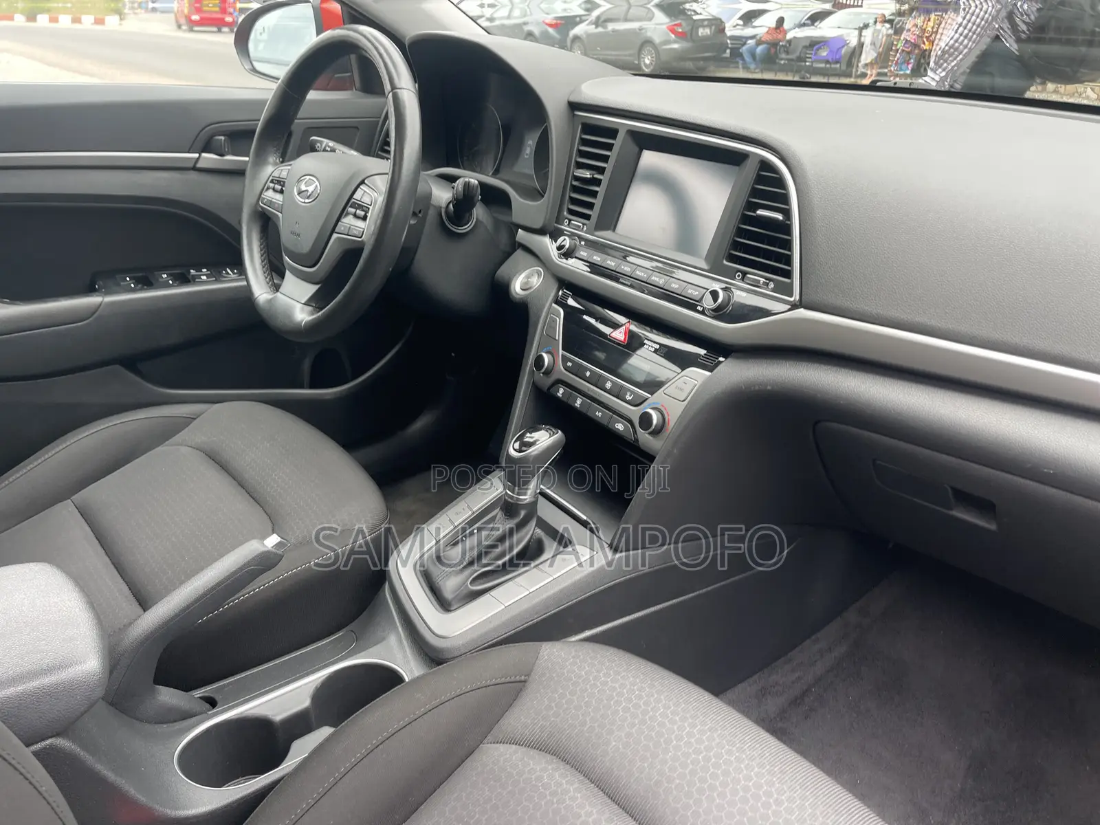 Hyundai Elantra Limited Sedan FWD (2.0L 4cyl 6A) 2017 Orange