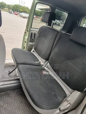 Toyota Sienta 2010 Green