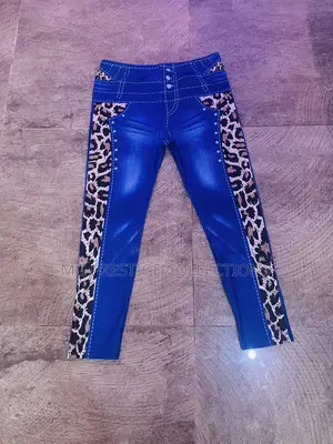 Stylish High-Waist Denim Print Jeggings With Leopard Side Patch