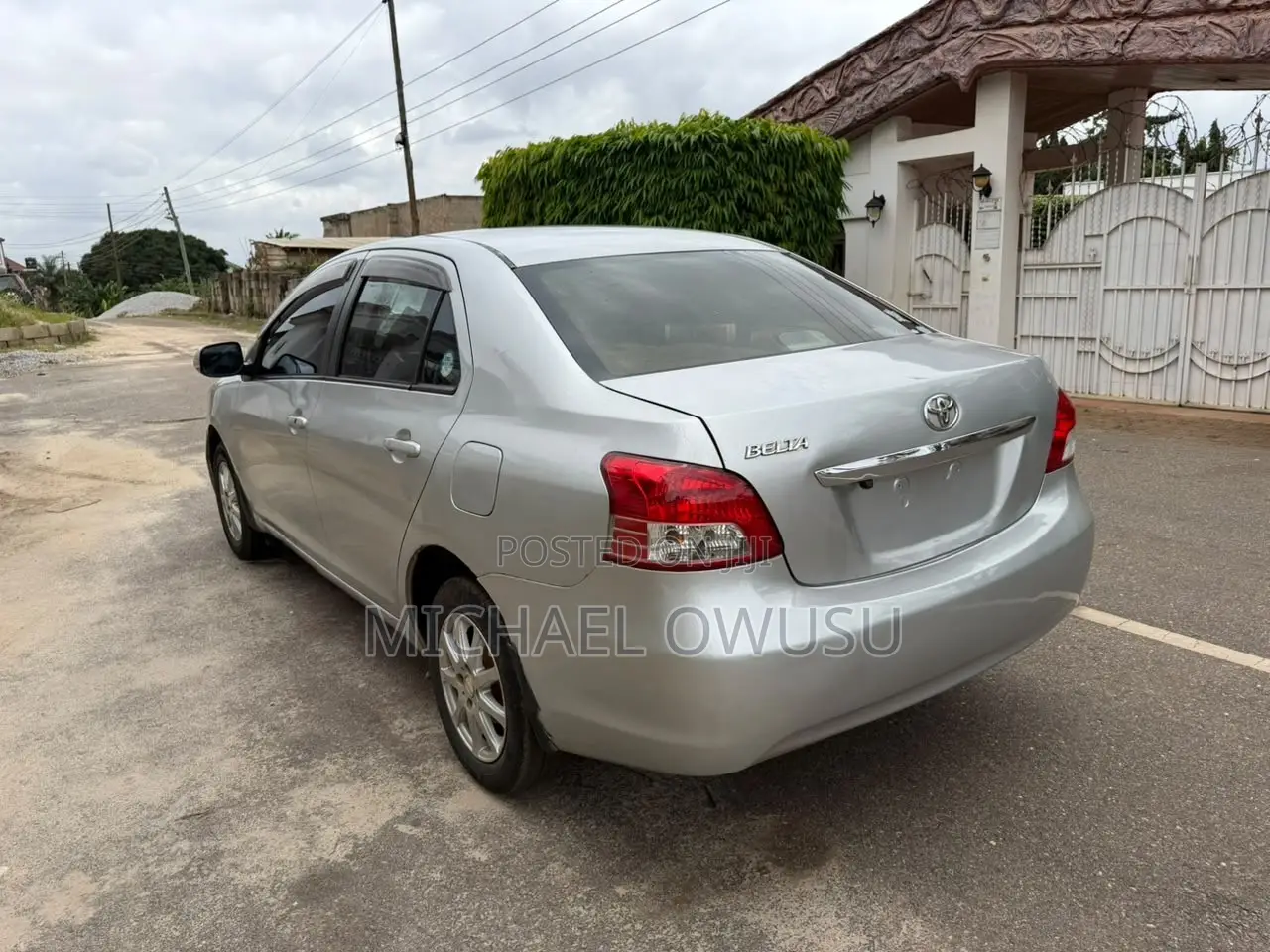 Toyota Belta 2010 Silver
