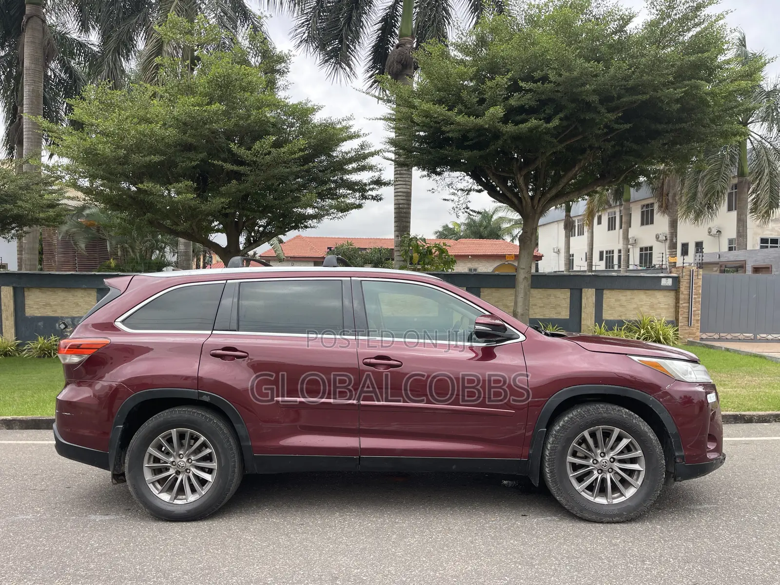 Toyota Highlander Limited Platinum 2019 Red