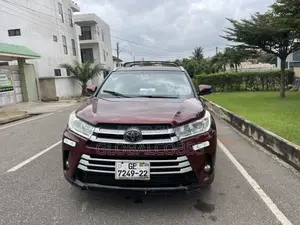 Toyota Highlander Limited Platinum 2019 Red