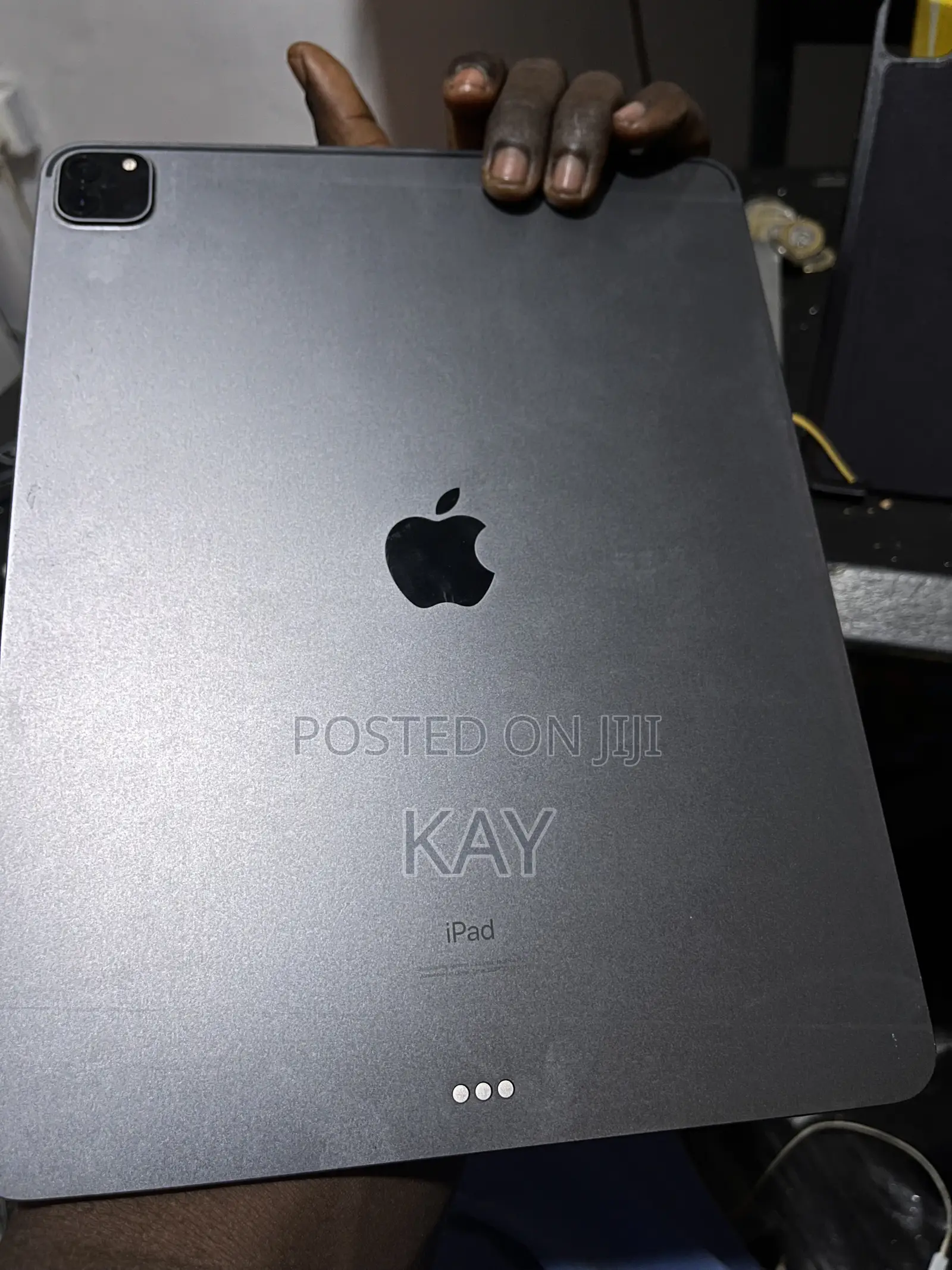 Apple iPad Pro 12.9 (2020) 256 GB Gray