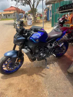 Yamaha 2025 Blue