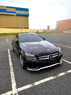 Mercedes-Benz C300 2016 Black