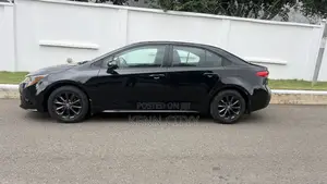 Toyota Corolla LE 2021 Black