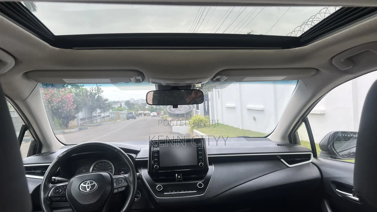 Toyota Corolla LE 2021 Black