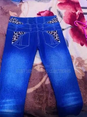 Stylish High-Waist Denim Print Jeggings With Leopard Side Patch