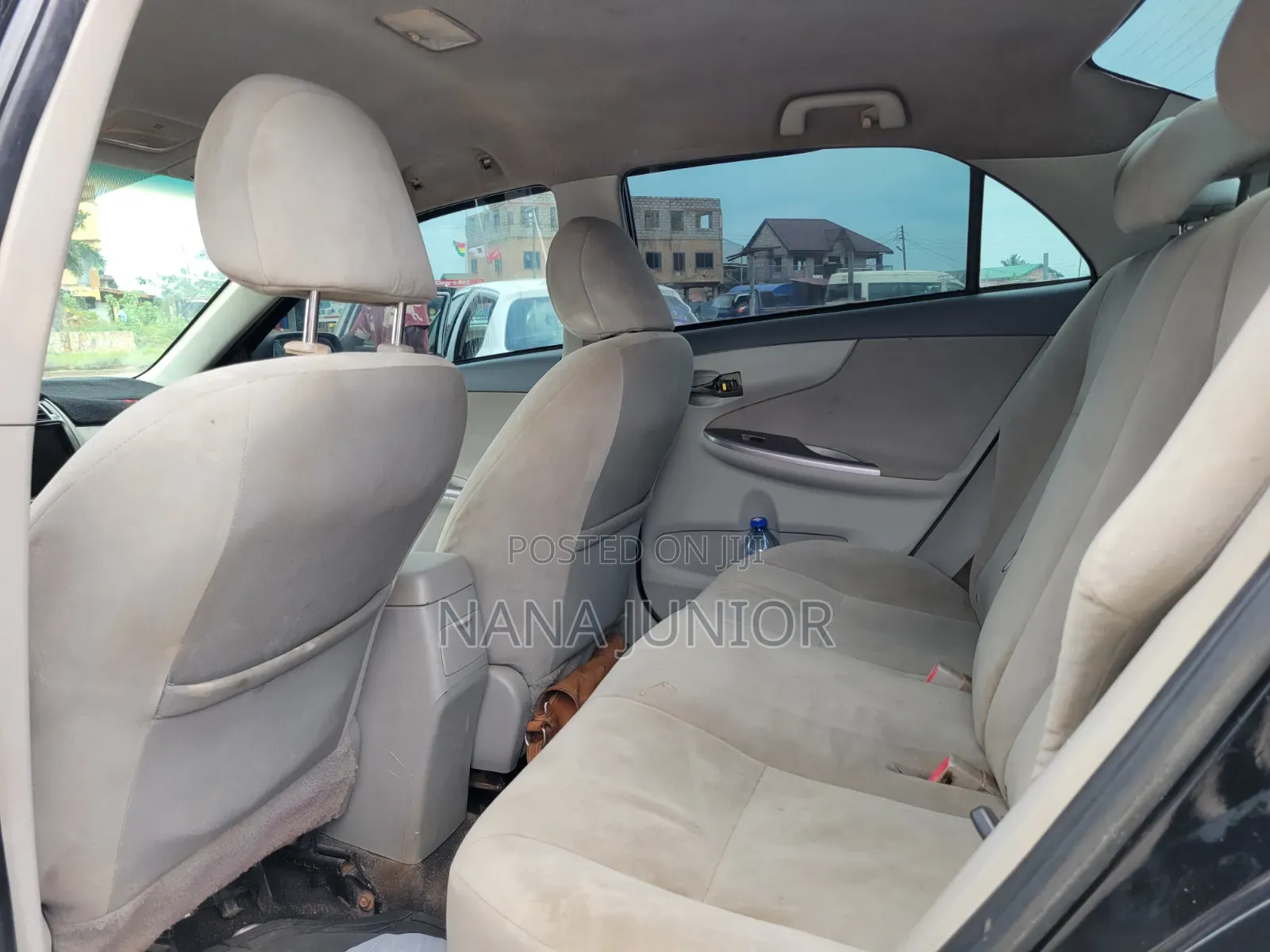 Toyota Corolla LE 4dr Sedan (1.8L 4cyl 4A) 2010 Black