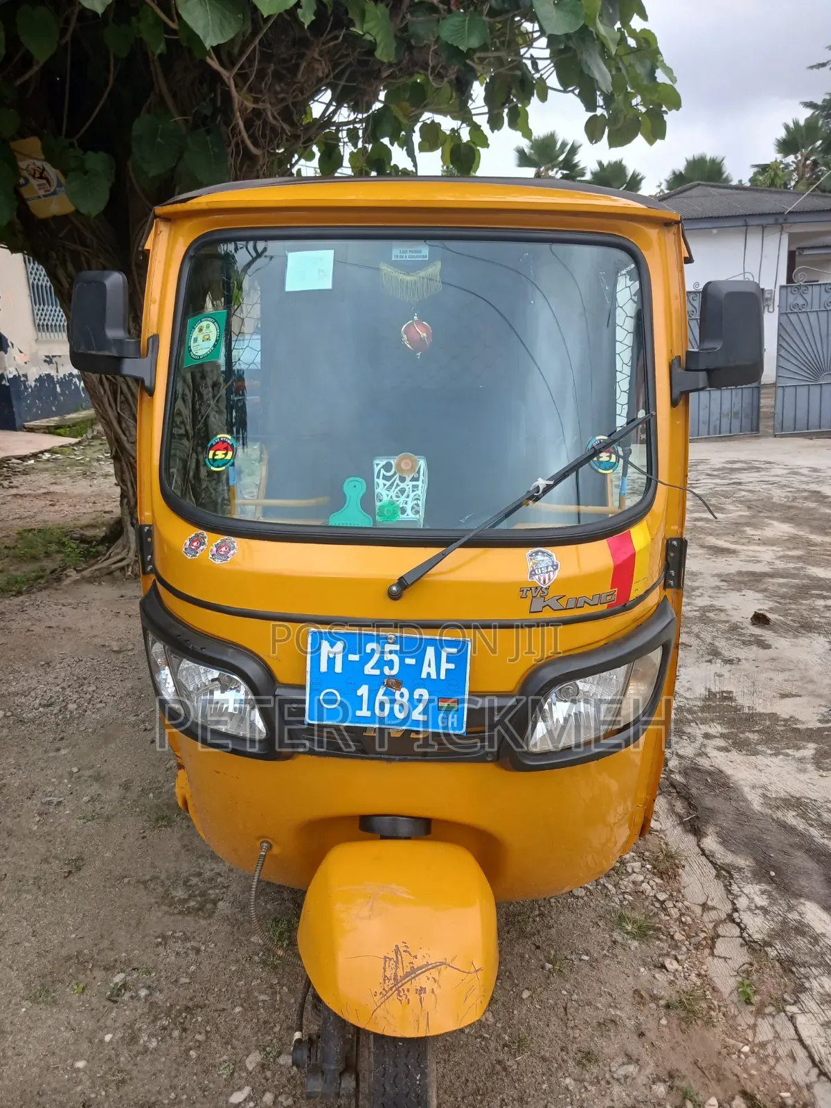 TVS King Deluxe Plus iTouch Start 2025 Yellow