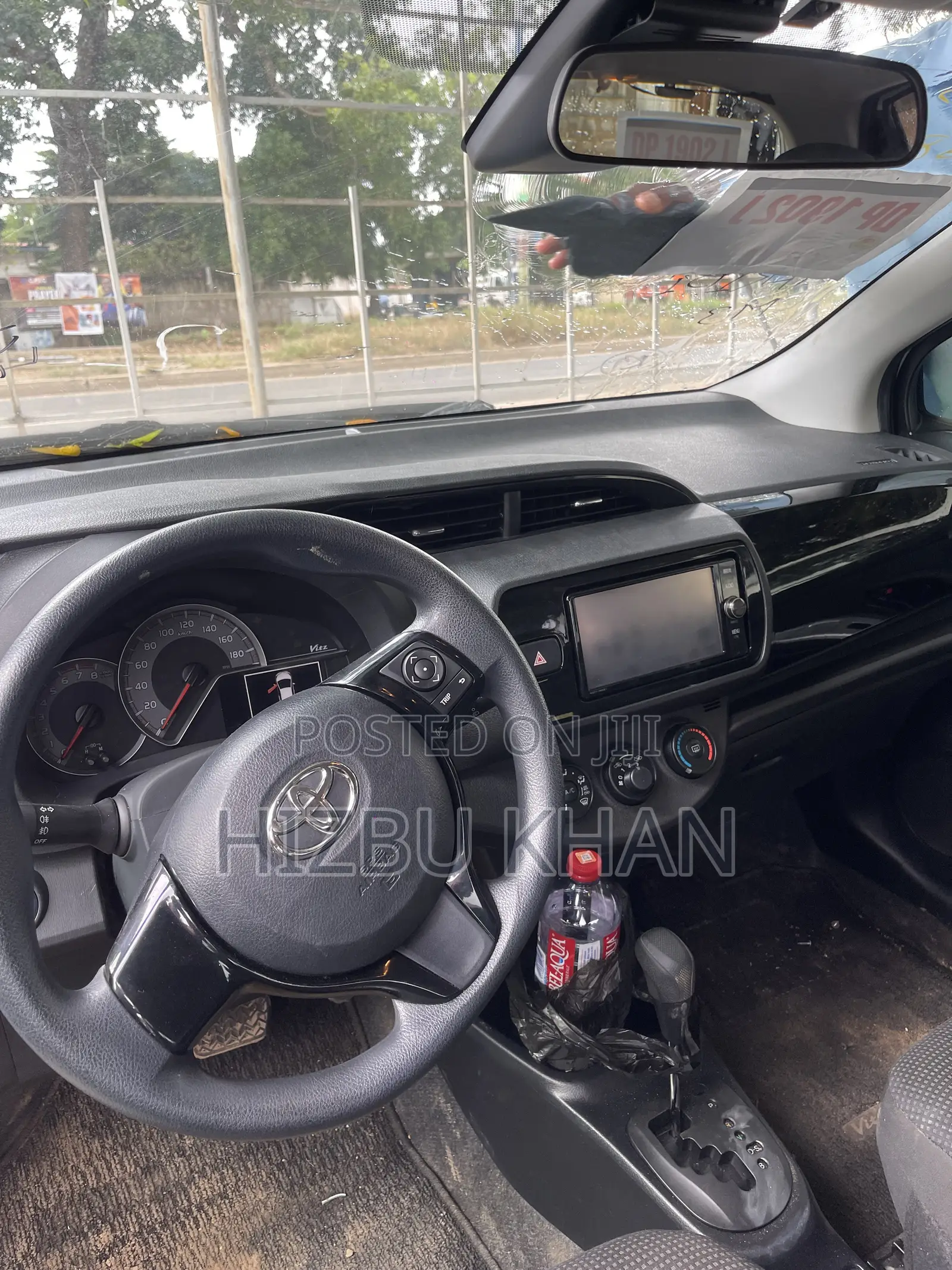 Toyota Vitz 1.3 FWD 5dr 2017 White