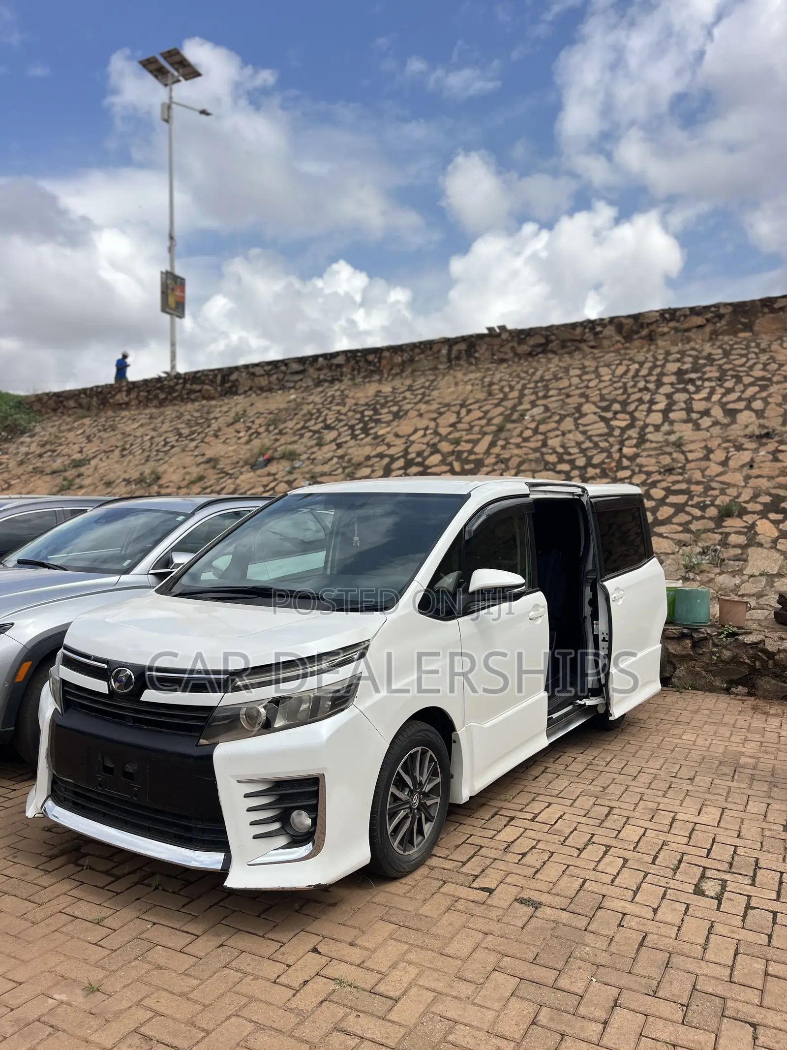Toyota Voxy 2015 White