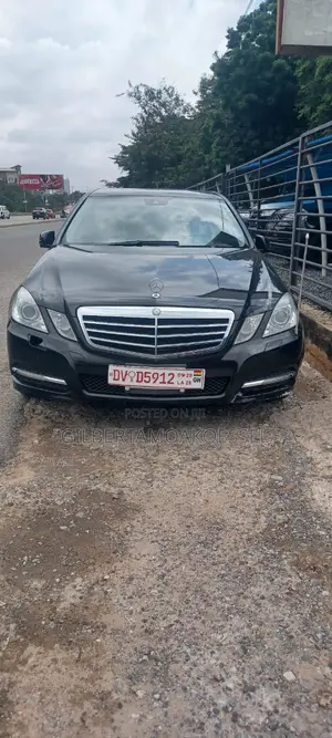 Mercedes-Benz E350 2012 Black