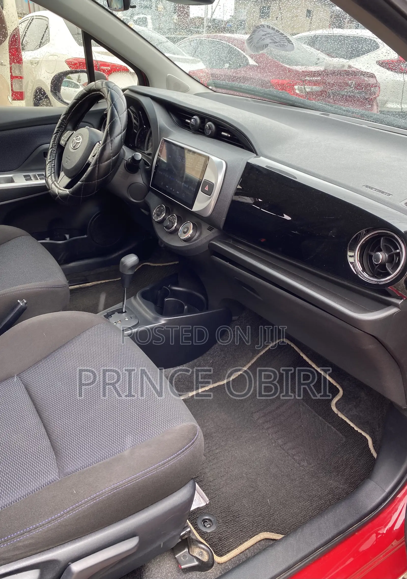 Toyota Vitz 1.3 AWD 3dr 2016 Burgundy