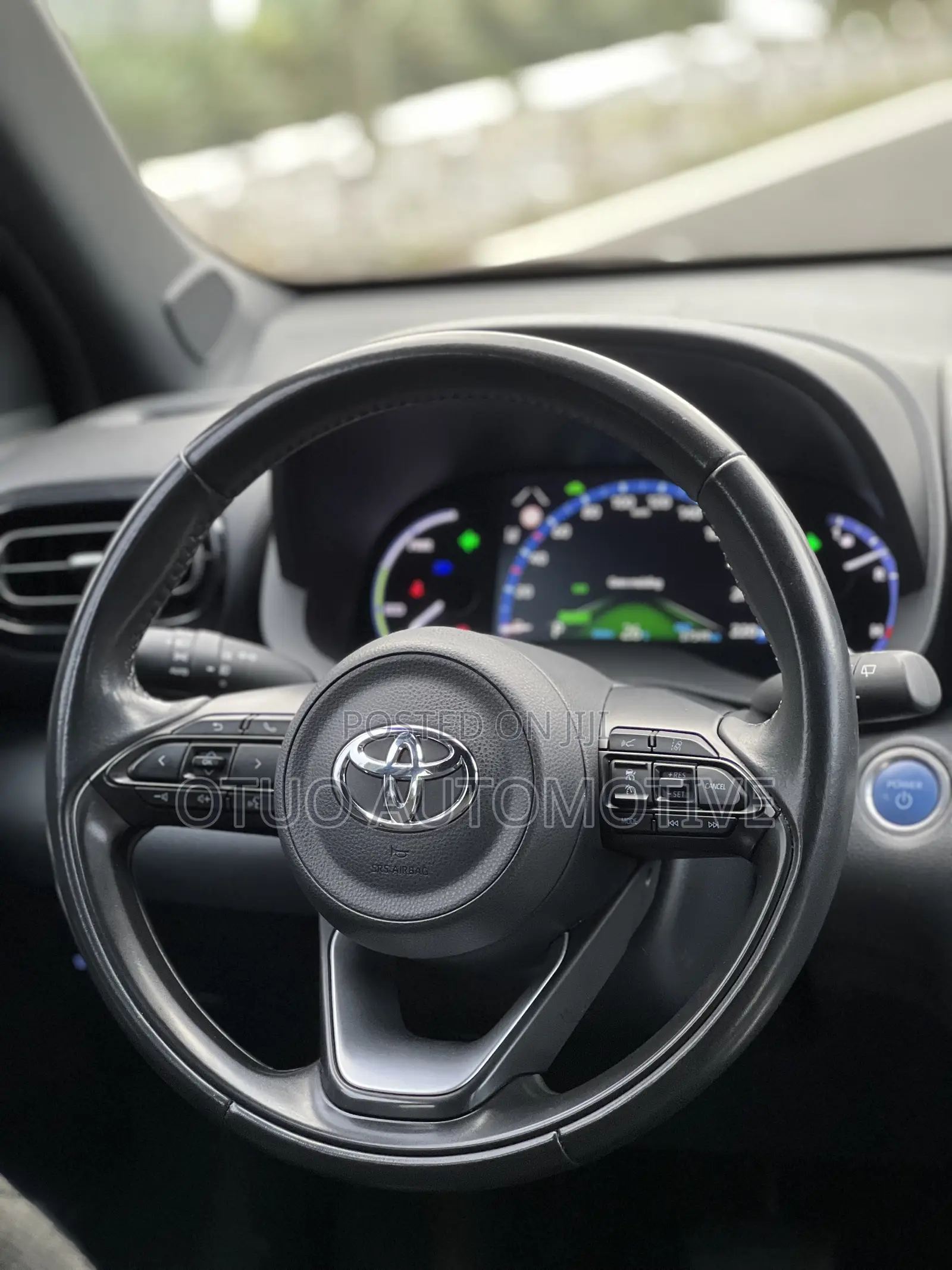 Toyota Yaris Cross 1.5 Hybrid AWD 2022 Gray