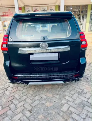Toyota Land Cruiser Prado 4.0 Petrol GX-R 2014 Black