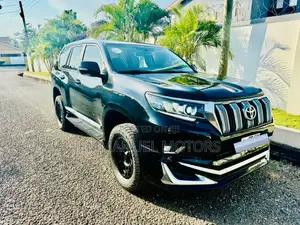 Toyota Land Cruiser Prado 4.0 Petrol GX-R 2014 Black