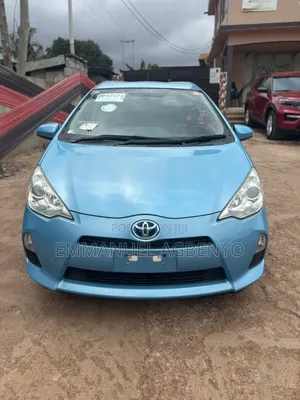 Toyota Aqua 2013 Blue