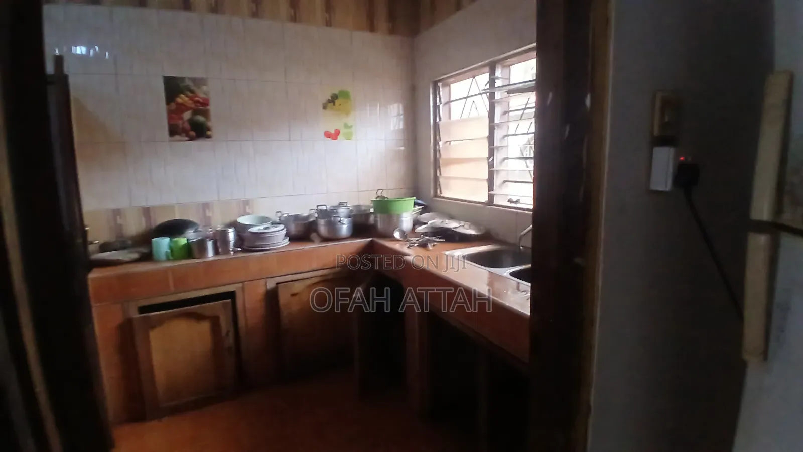 6bdrm House in Santasi Brofoyedu, Kumasi Metropolitan for sale