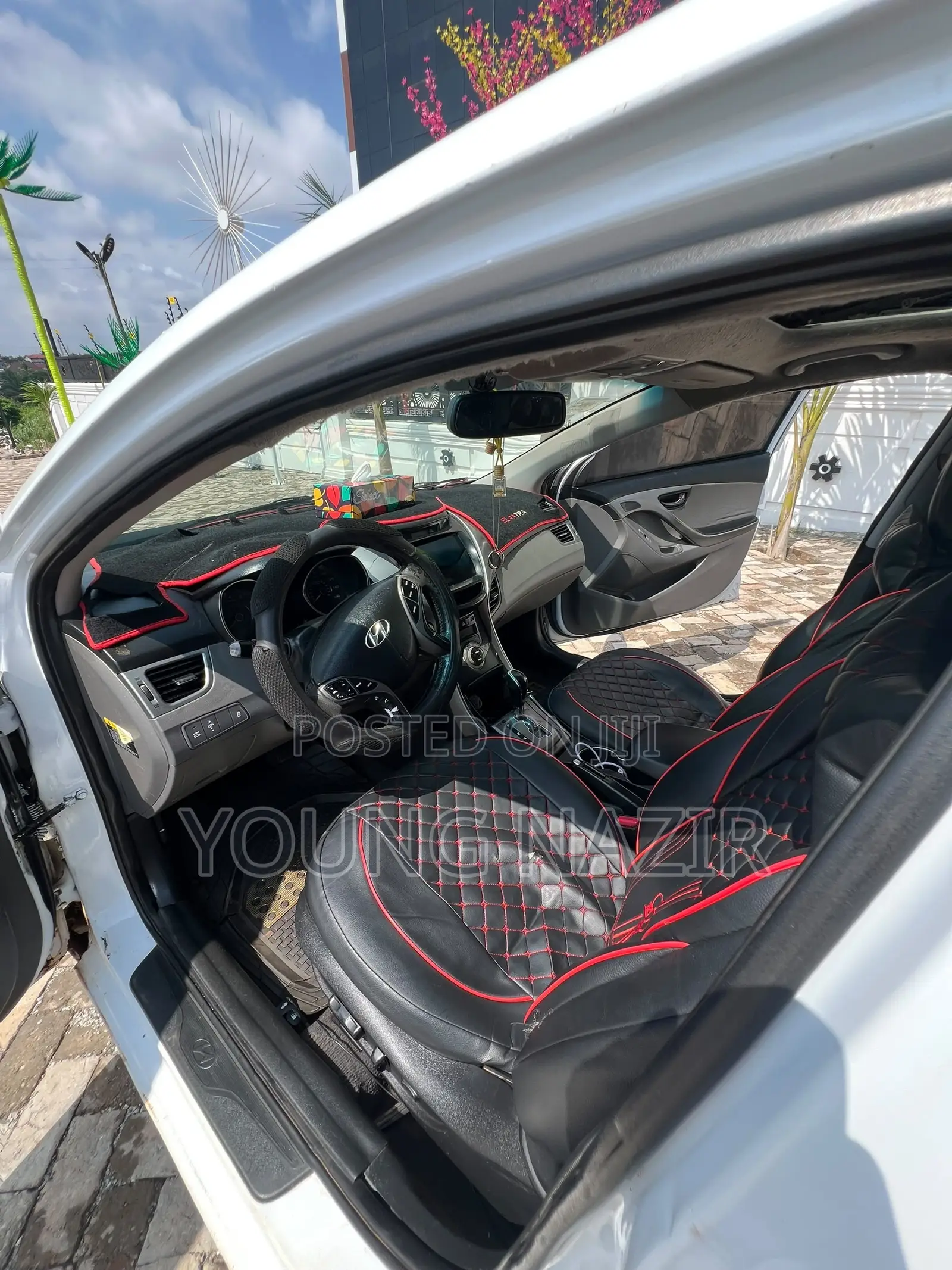 Hyundai Elantra GLS Sedan FWD (1.8L 4cyl 6M) 2013 White