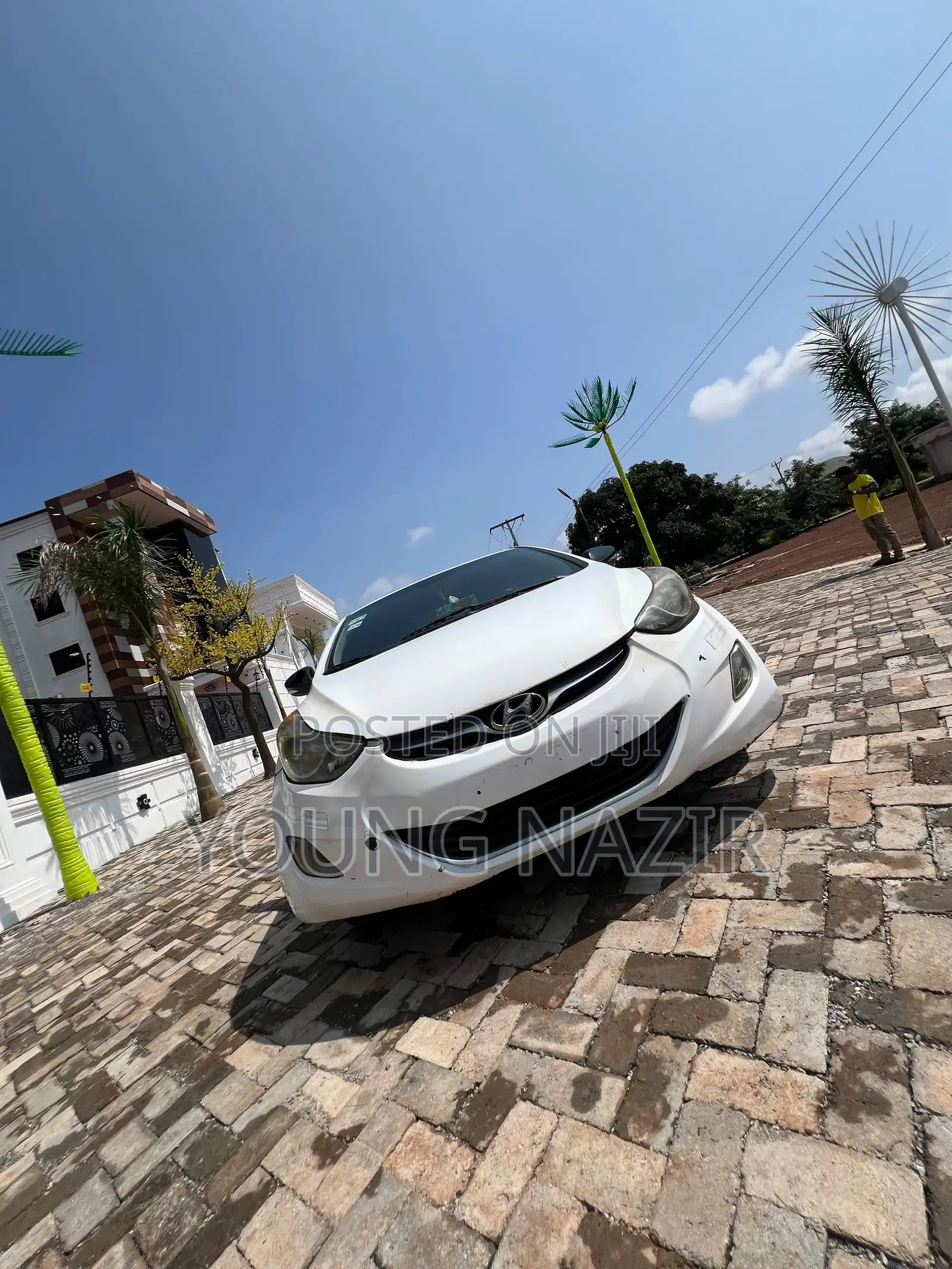 Hyundai Elantra GLS Sedan FWD (1.8L 4cyl 6M) 2013 White