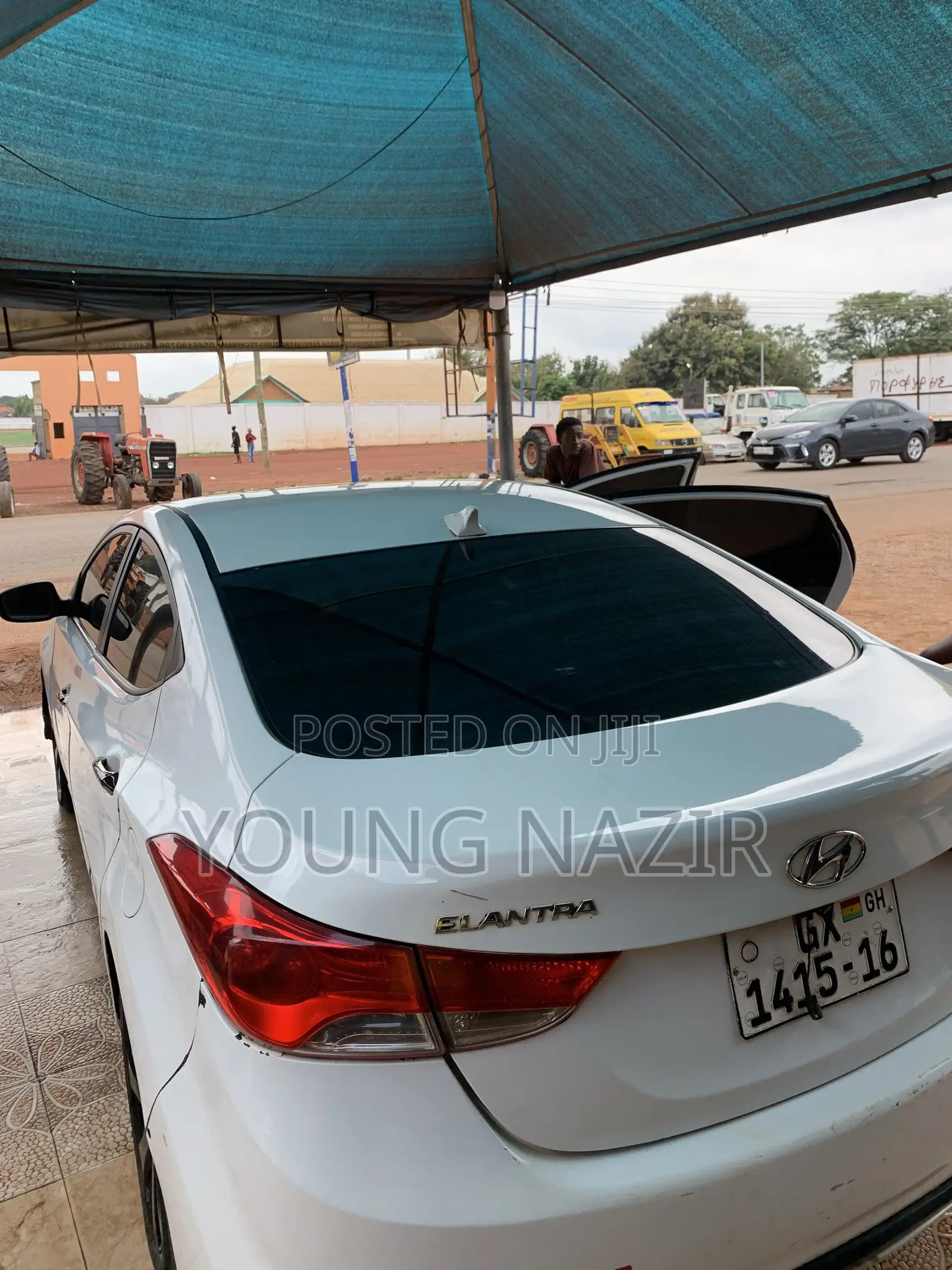 Hyundai Elantra GLS Sedan FWD (1.8L 4cyl 6M) 2013 White