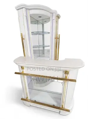 Executive Corner Bar
