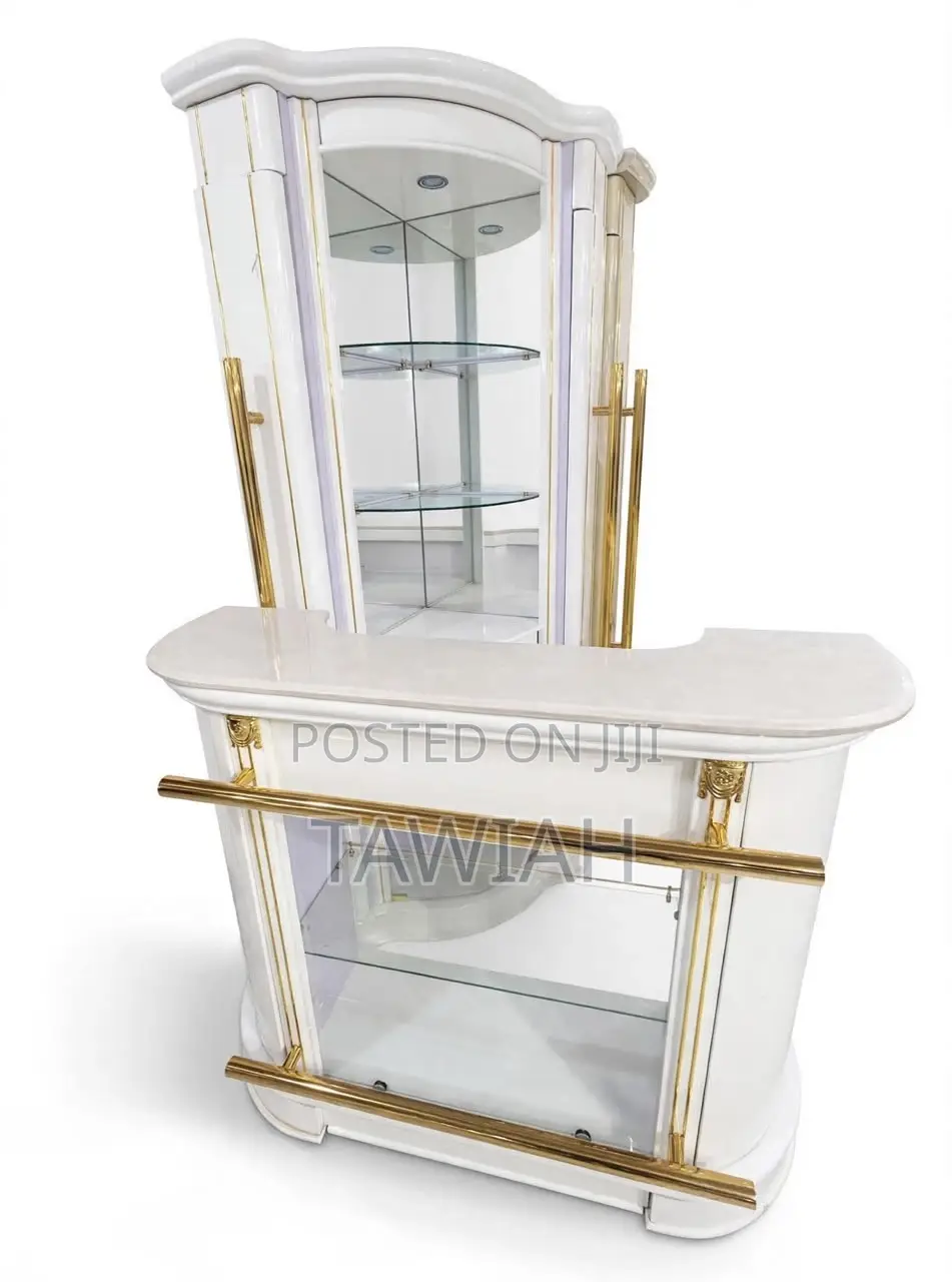 Executive Corner Bar