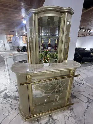 Executive Corner Bar