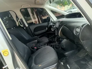 Mazda Biante 2014 Silver