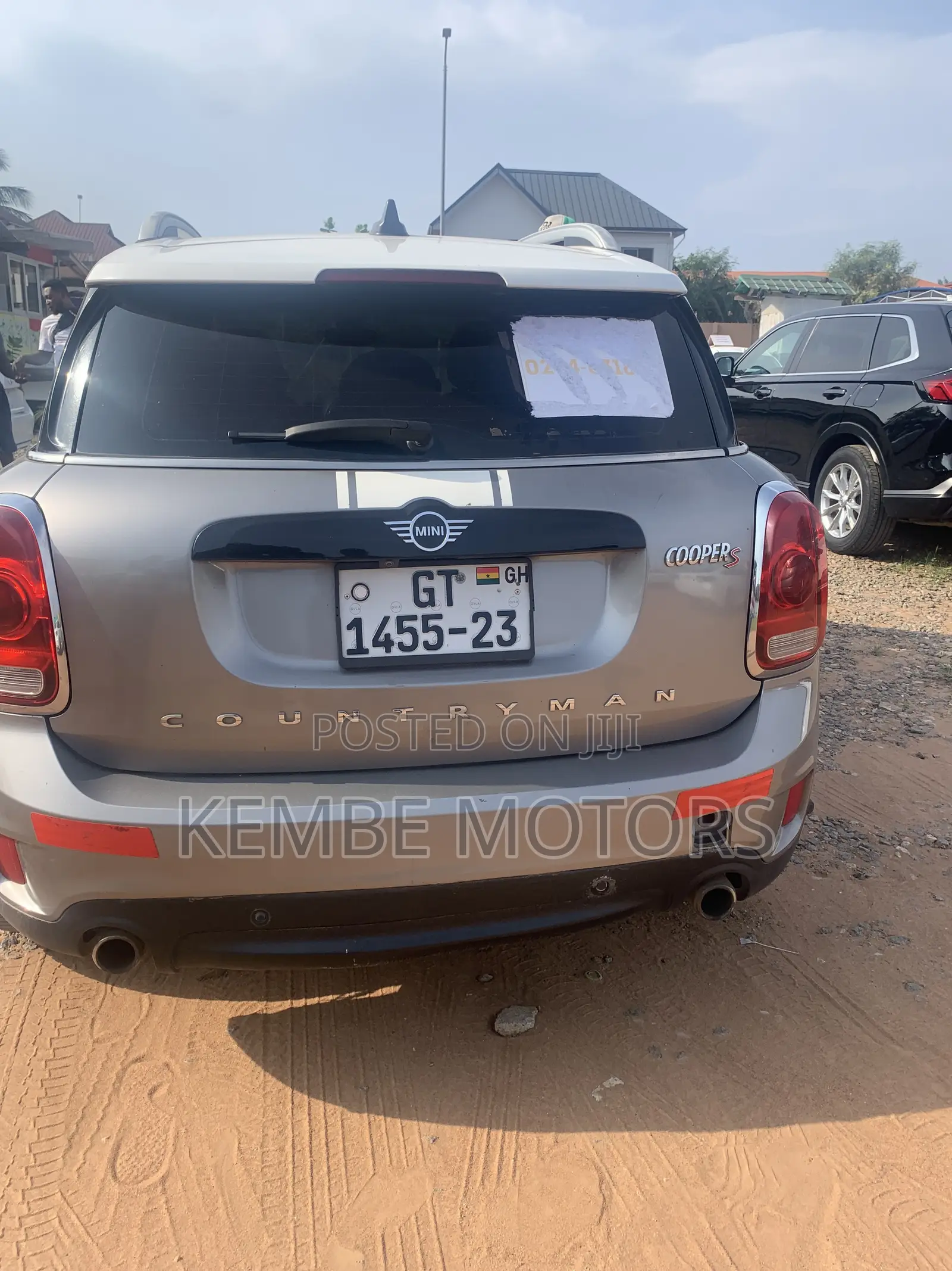 Mini Countryman 2019 Brown