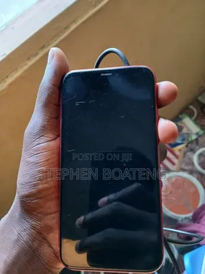 Apple iPhone XR 64 GB Red