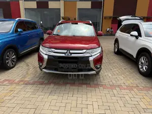 Mitsubishi Outlander 2.0 PHEV AWD 2017 Red