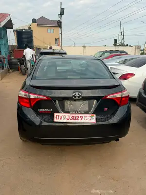 Toyota Corolla 2016 Black