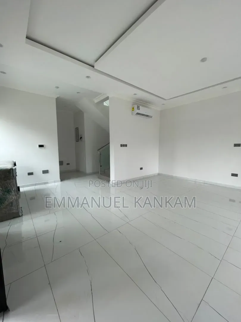 4bdrm House in Manet Court for rent