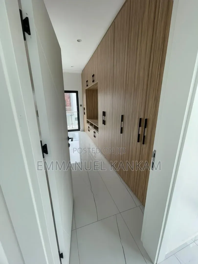 4bdrm House in Manet Court for rent