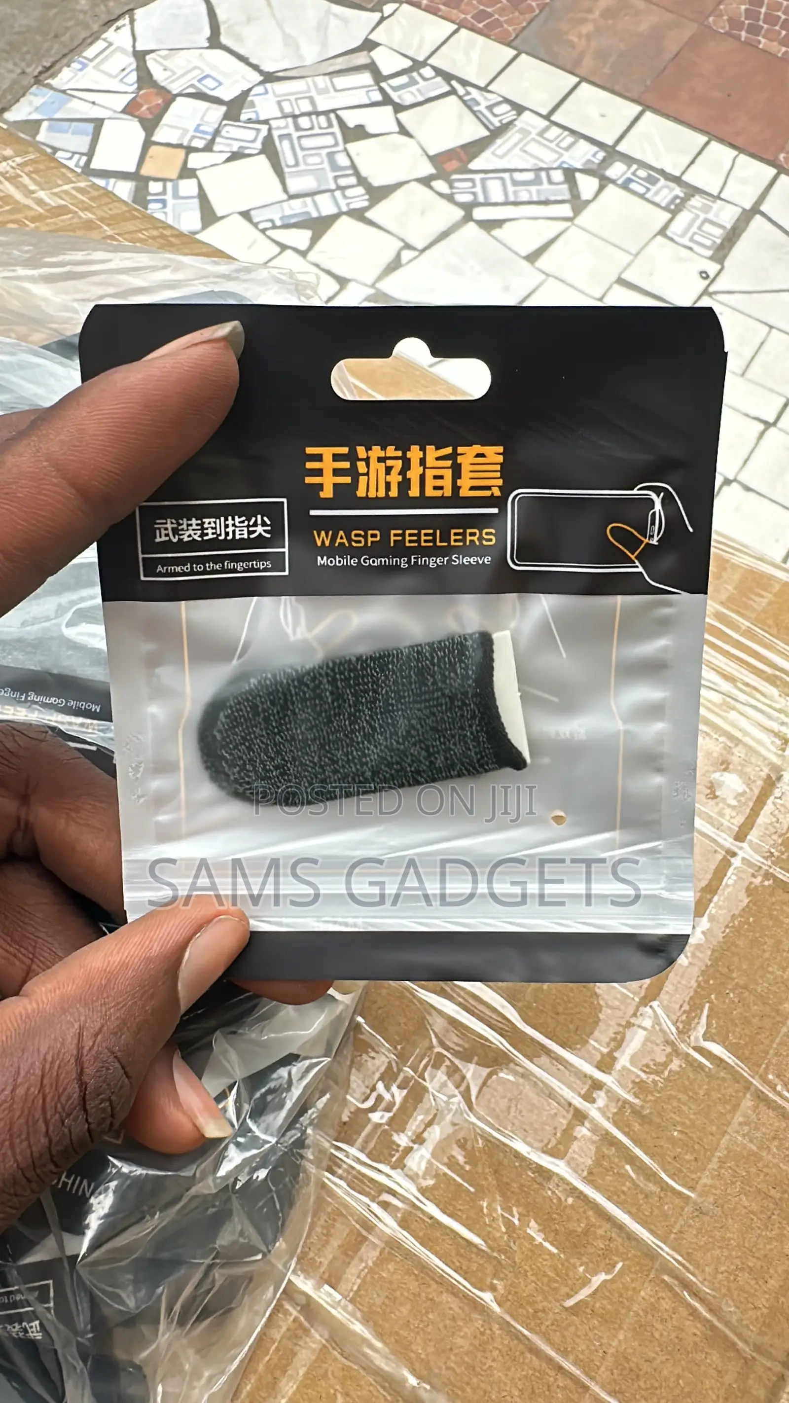 For the Waterproofcase,emphasize,Fulltouchscreencontrolunderheavy Rain