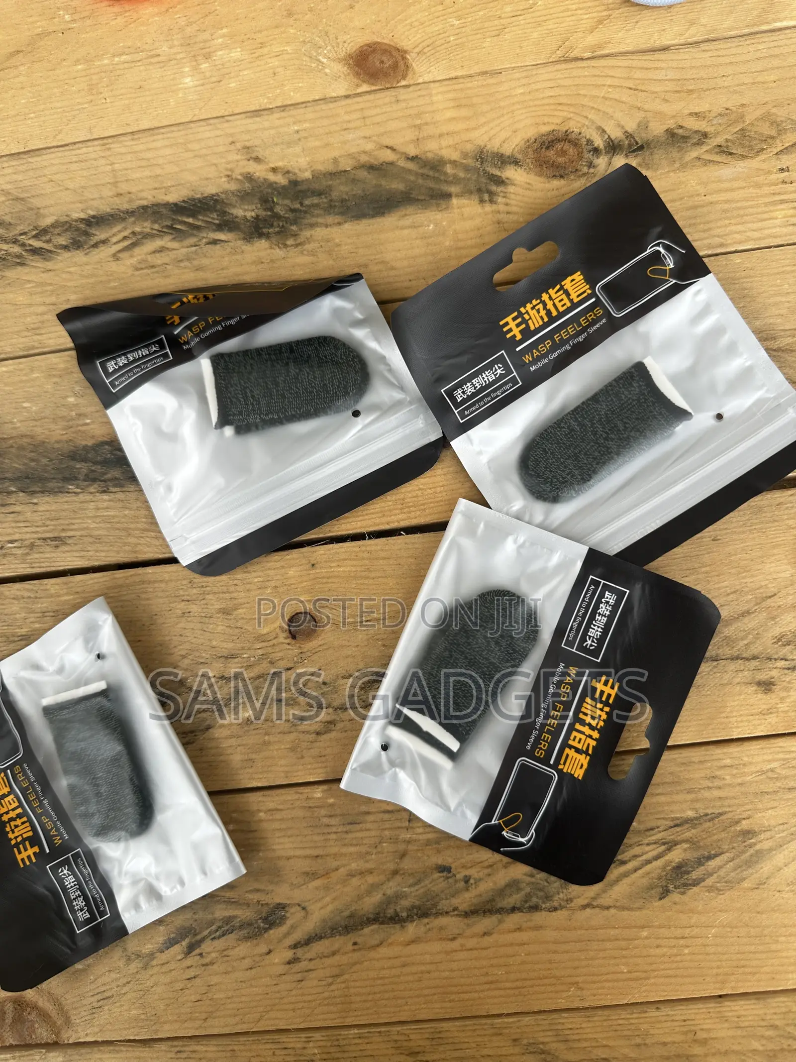 For the Waterproofcase,emphasize,Fulltouchscreencontrolunderheavy Rain
