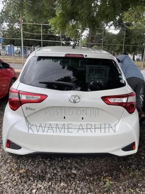 Toyota Vitz 1.3 FWD 5dr 2017 White
