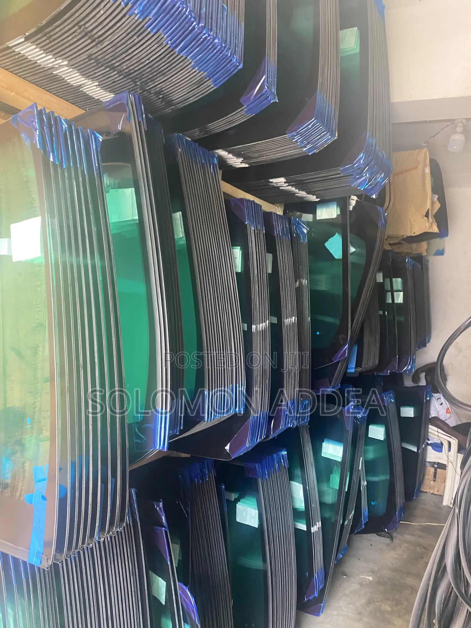 Home of Windscreen / Door Glasses for All Cars