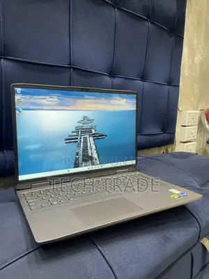 Laptop Lenovo LOQ 15ARP9 16GB Intel Core i7 SSD 512GB